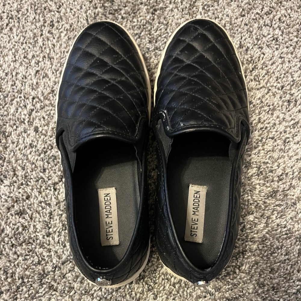 Steve Madden Black Quilted Slip-Ons